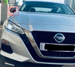 نيسان ألتيما